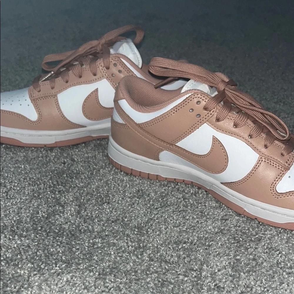 Nike White and Rose Sneakers (Dunks) - Picture 3 of 4